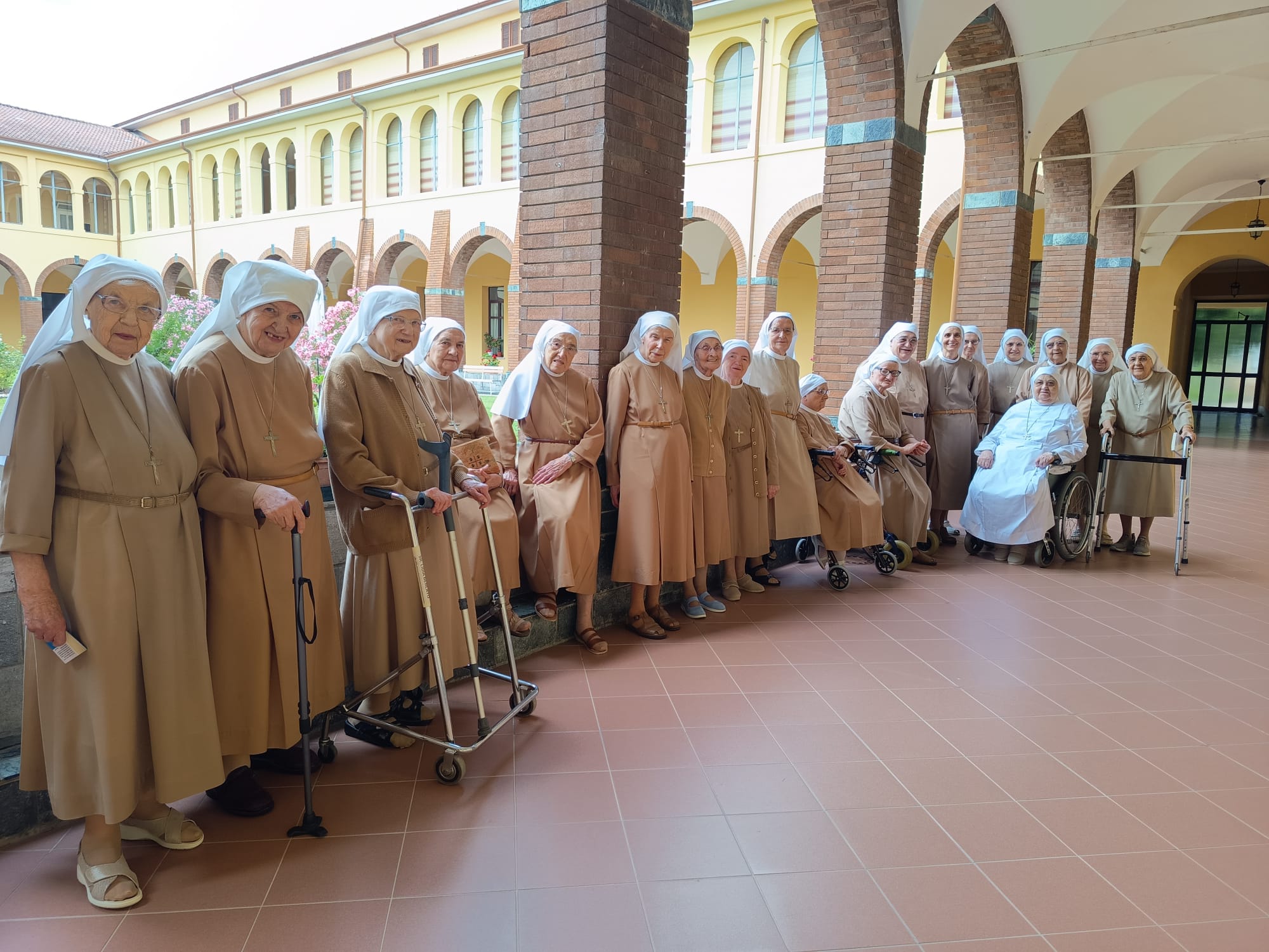 Piccole Figlie del Sacro Cuore di Ges&ugrave;